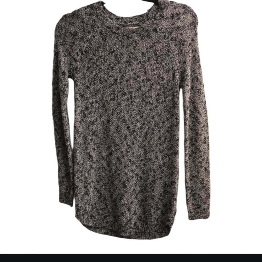 SO Black and White Knit Sweater. Size small. Long sleeve